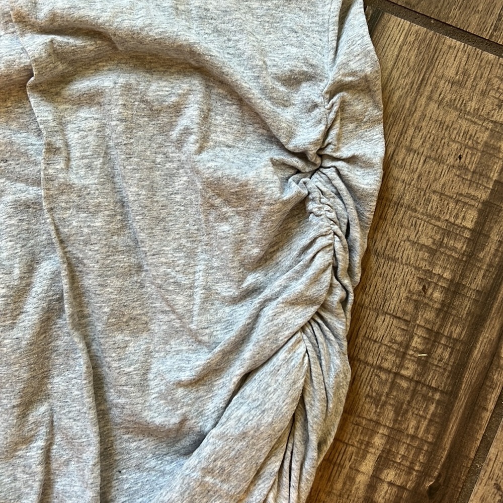 Peas in a Pod high neck grey tank. - Picture 3 of 3
